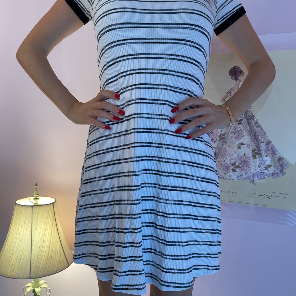 Short sleeve striped t shirt dress